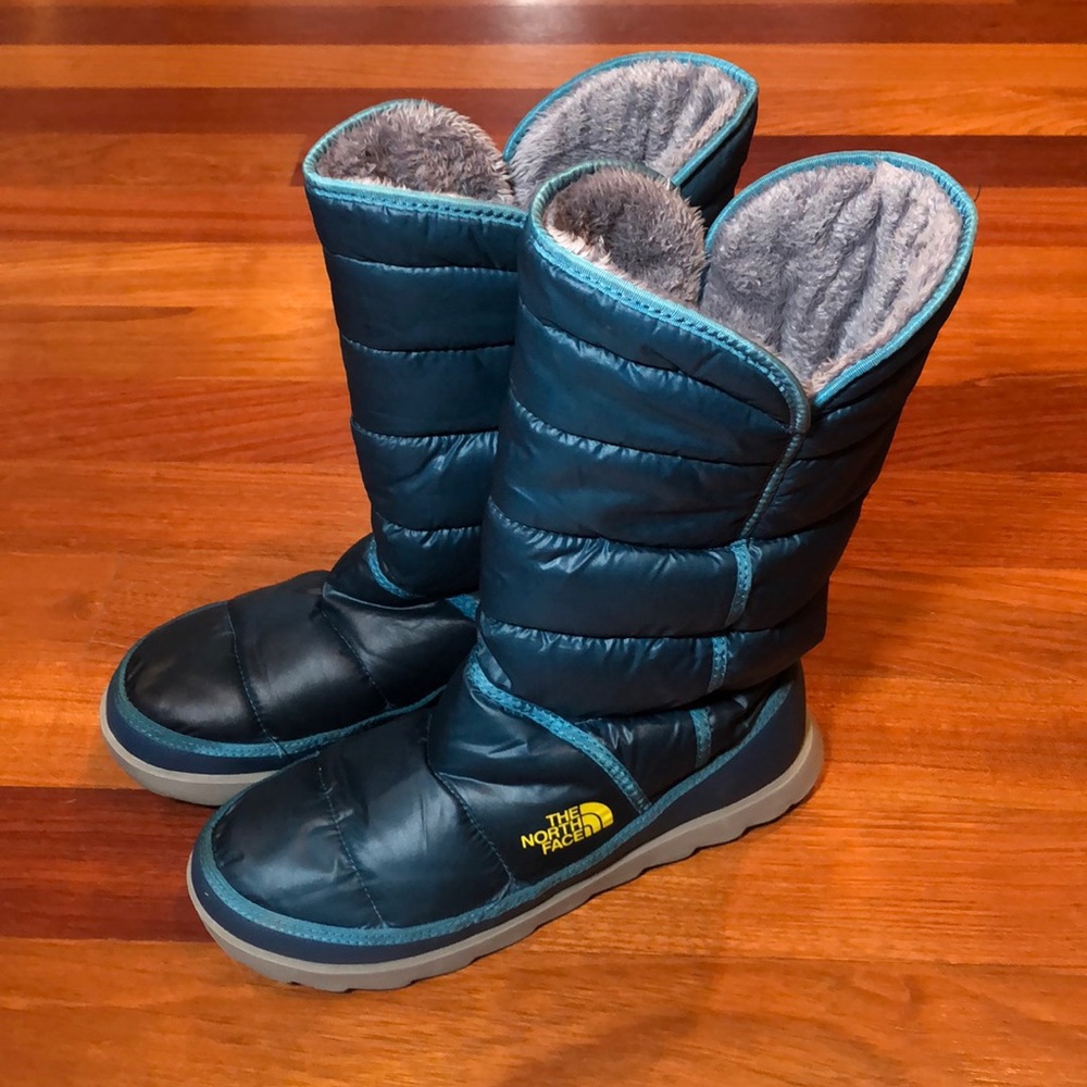 The North Face Turquoise Moon Boots